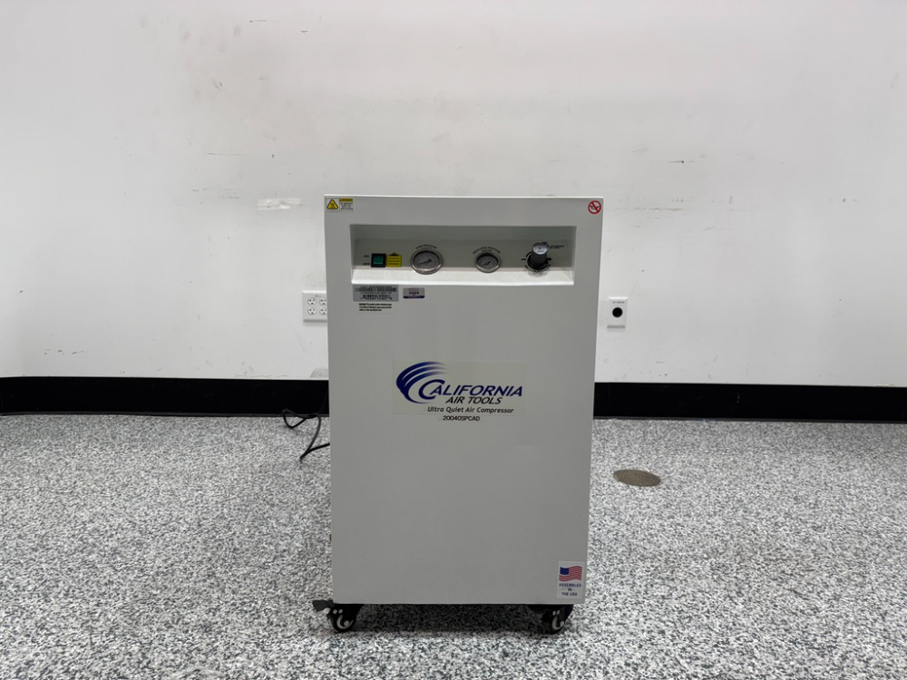 Image of California Air Tools 20040DSPCAD Ultra Quiet and Oil-Free Air Compressor